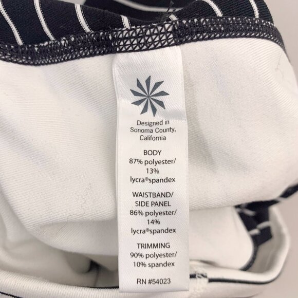 Athleta Stripe Relay Capri 2.0 Black White Size‎ Medium - Picture 8 of 10